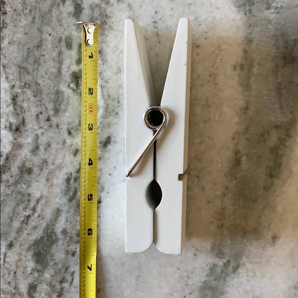 Oversized Clothespin - Picture 4 of 6